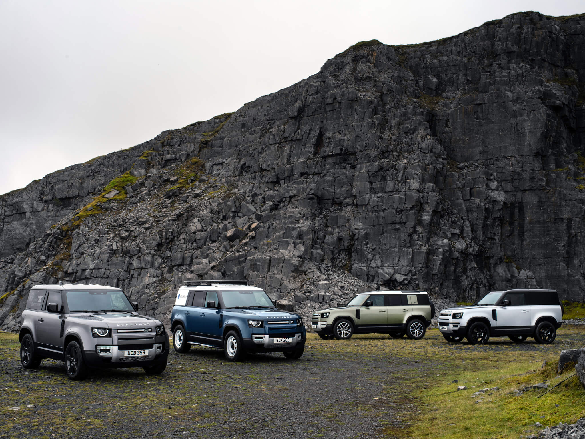 Land Rover Defender 2021