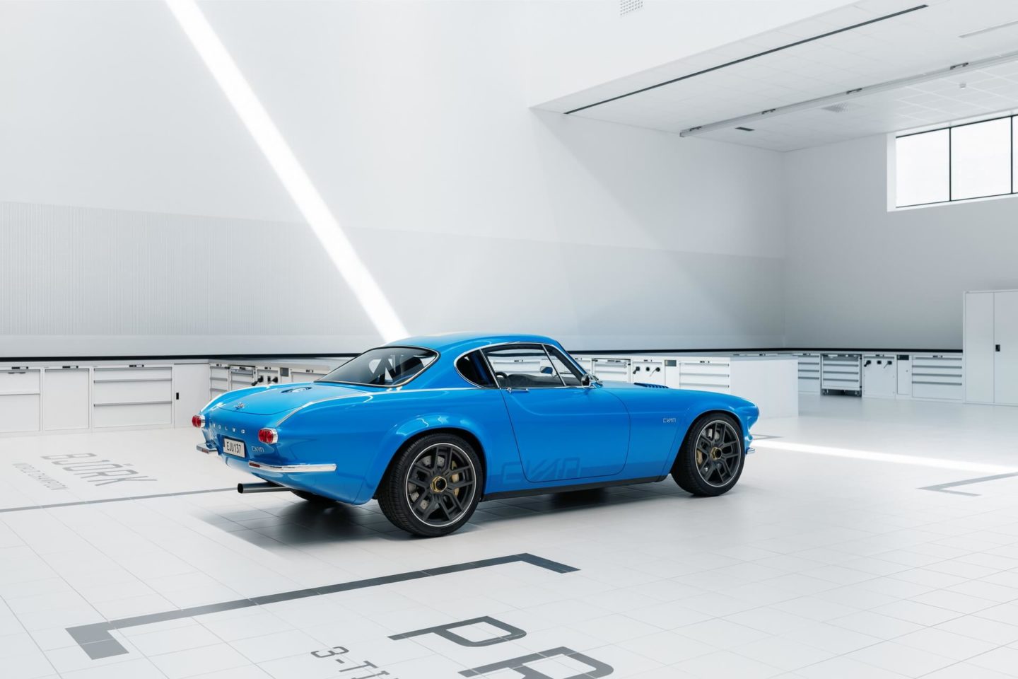 Volvo P1800 Cyan