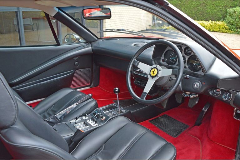 Ferrari 308 GTB interior