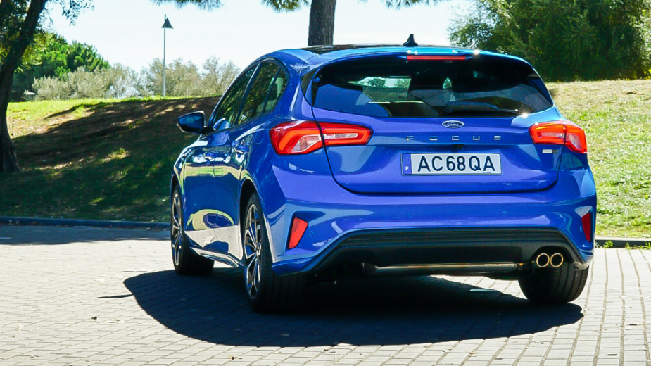 Ford Focus ST-Line 1.0 Ecoboost (155cv). Compensa comprar o mais potente?