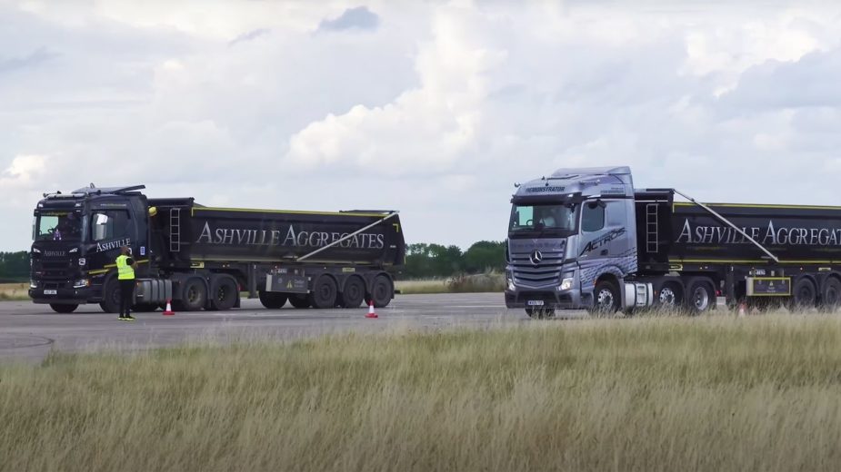 Mercedes-Benz Actros vs Scania R500