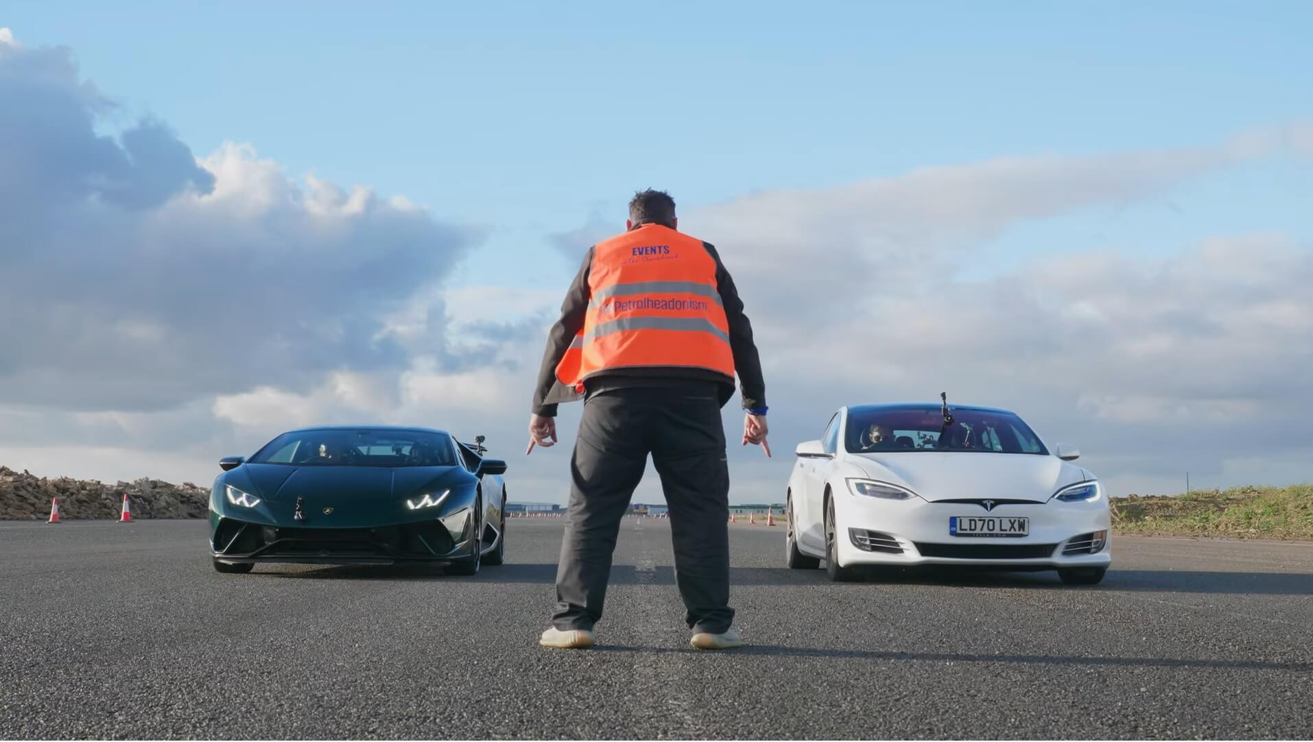 Tesla Model S drag race Lamborghini Huracan Performante