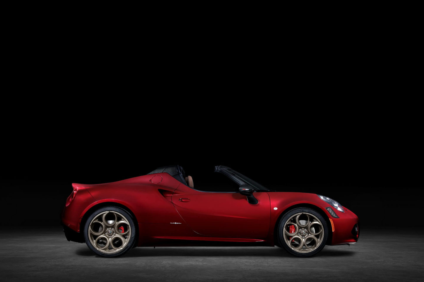 Alfa Romeo 4C Spider 33 Stradale Tributo