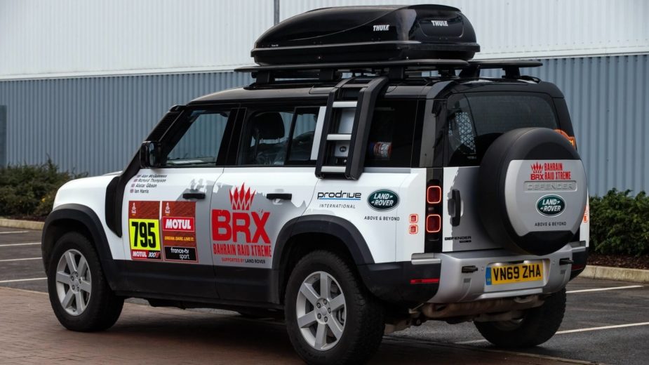 Land Rover Defender Dakar