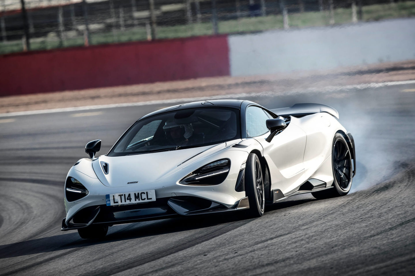 McLaren 765LT