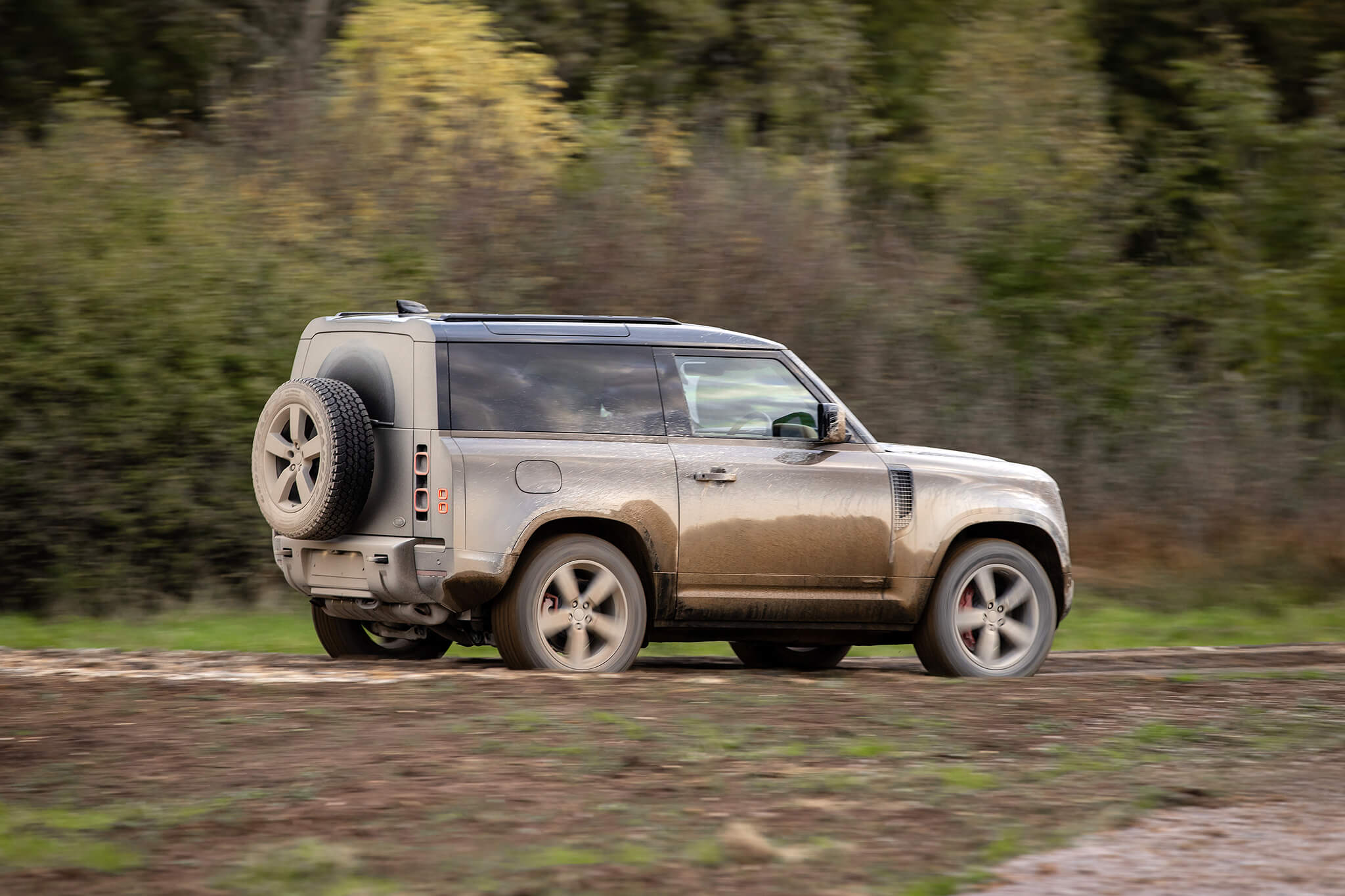 Land Rover Defender 90