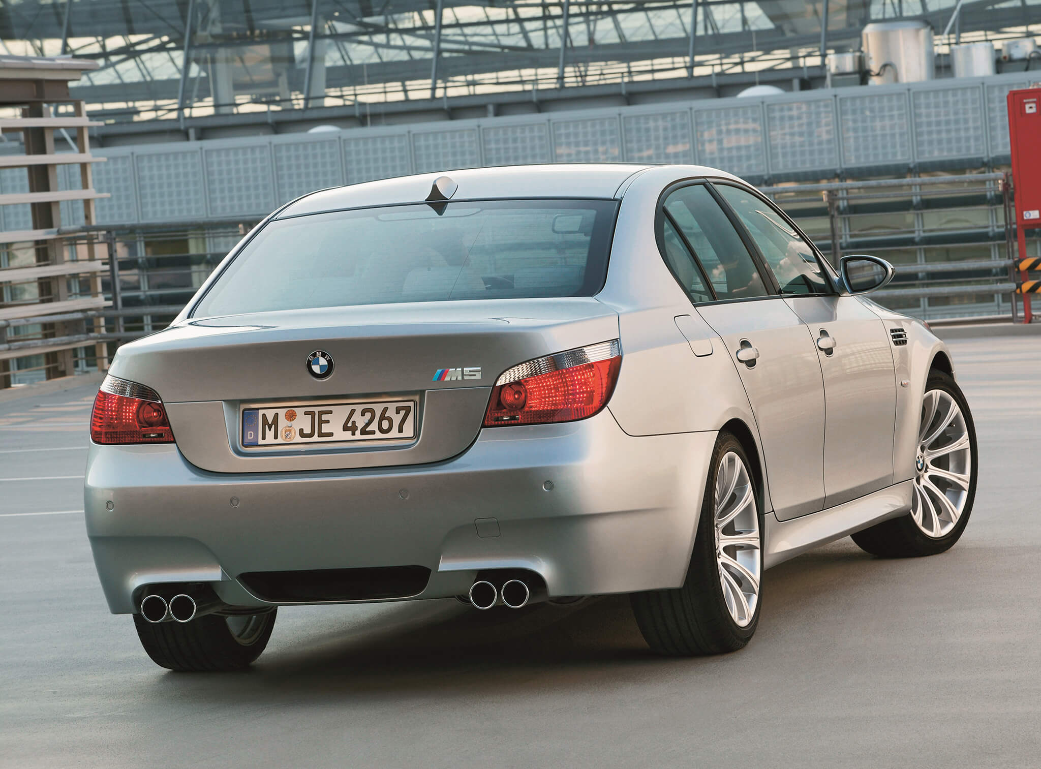 BMW M5 E60