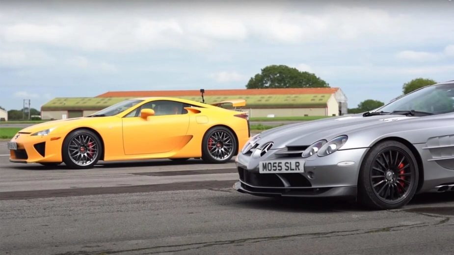 Lexus LFA Mercedes-Benz SLR McLaren drag race