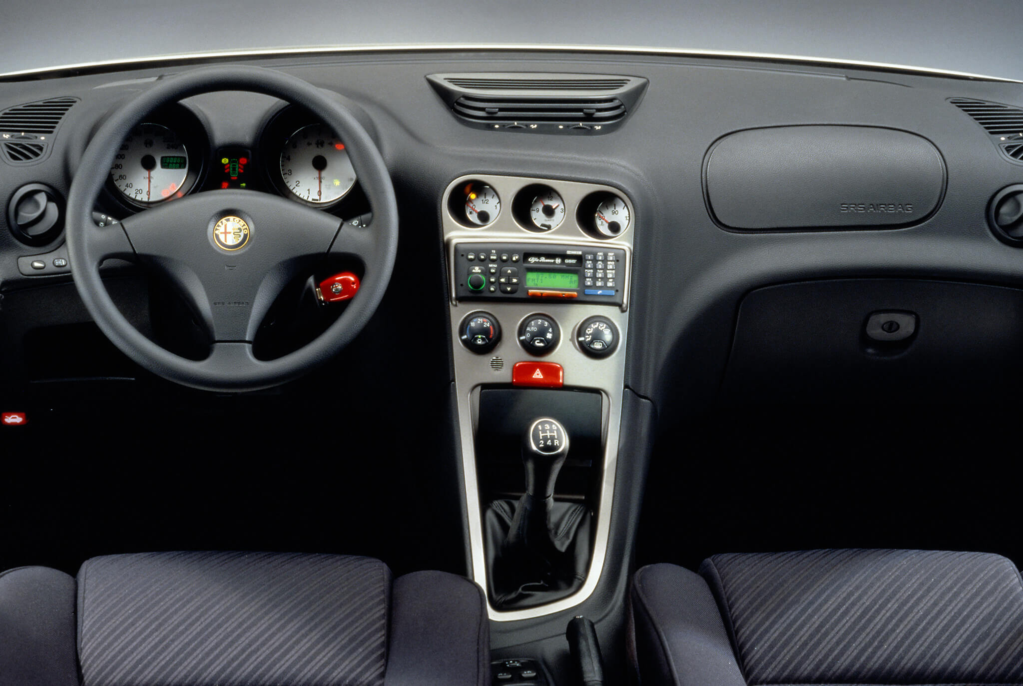 Alfa Romeo 156 interior
