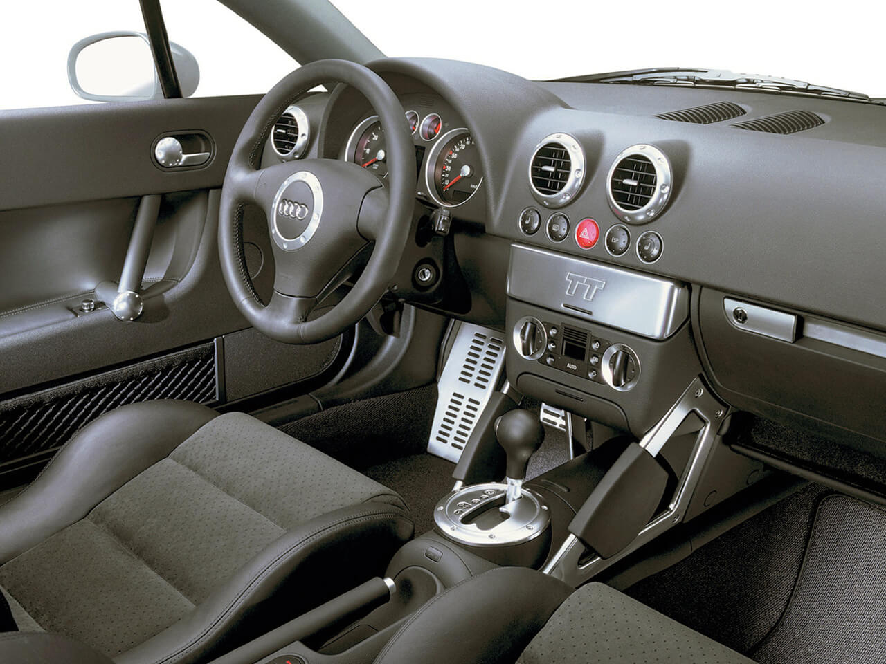 Interior do Audi TT 3.2