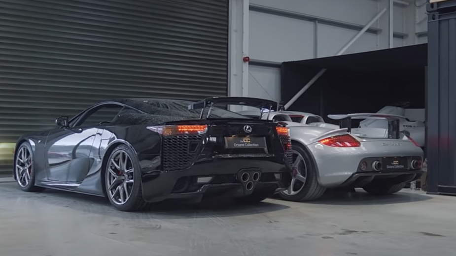 Lexus LFA vs. Porsche Carrera GT