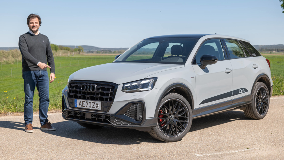 Audi Q2 (2021). Testámos em vídeo o renovado e mais pequeno SUV da Audi