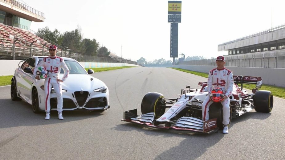 Alfa Romeo Giulia GTAm e C41 com Räikkönen e Giovinazzi