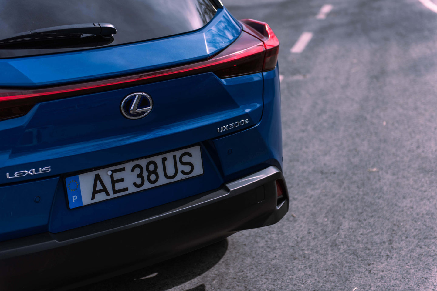 Lexus UX 300e