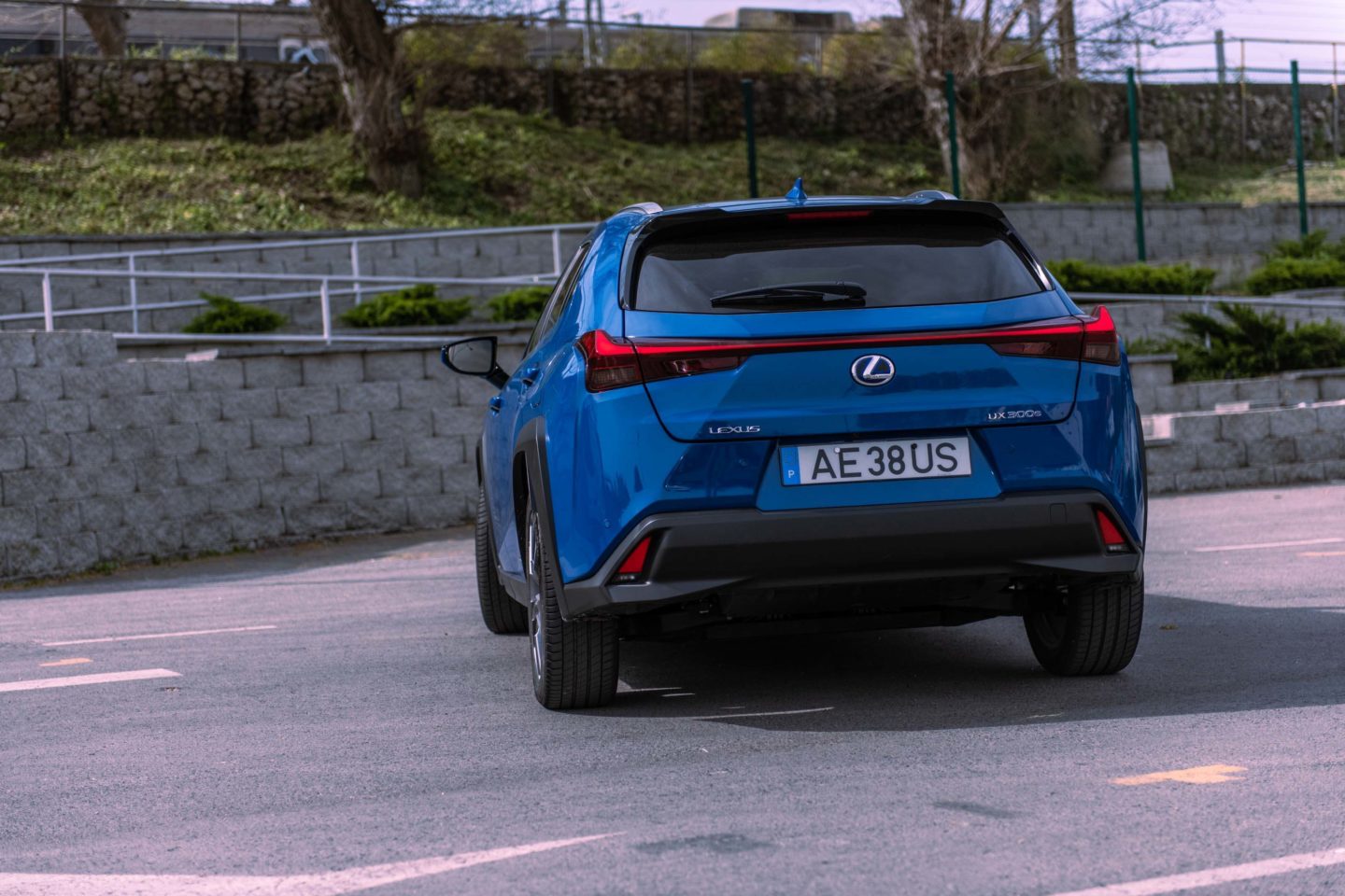 Lexus UX 300e