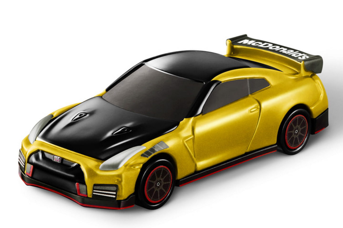 Nissan-GT-R-McDonalds-4