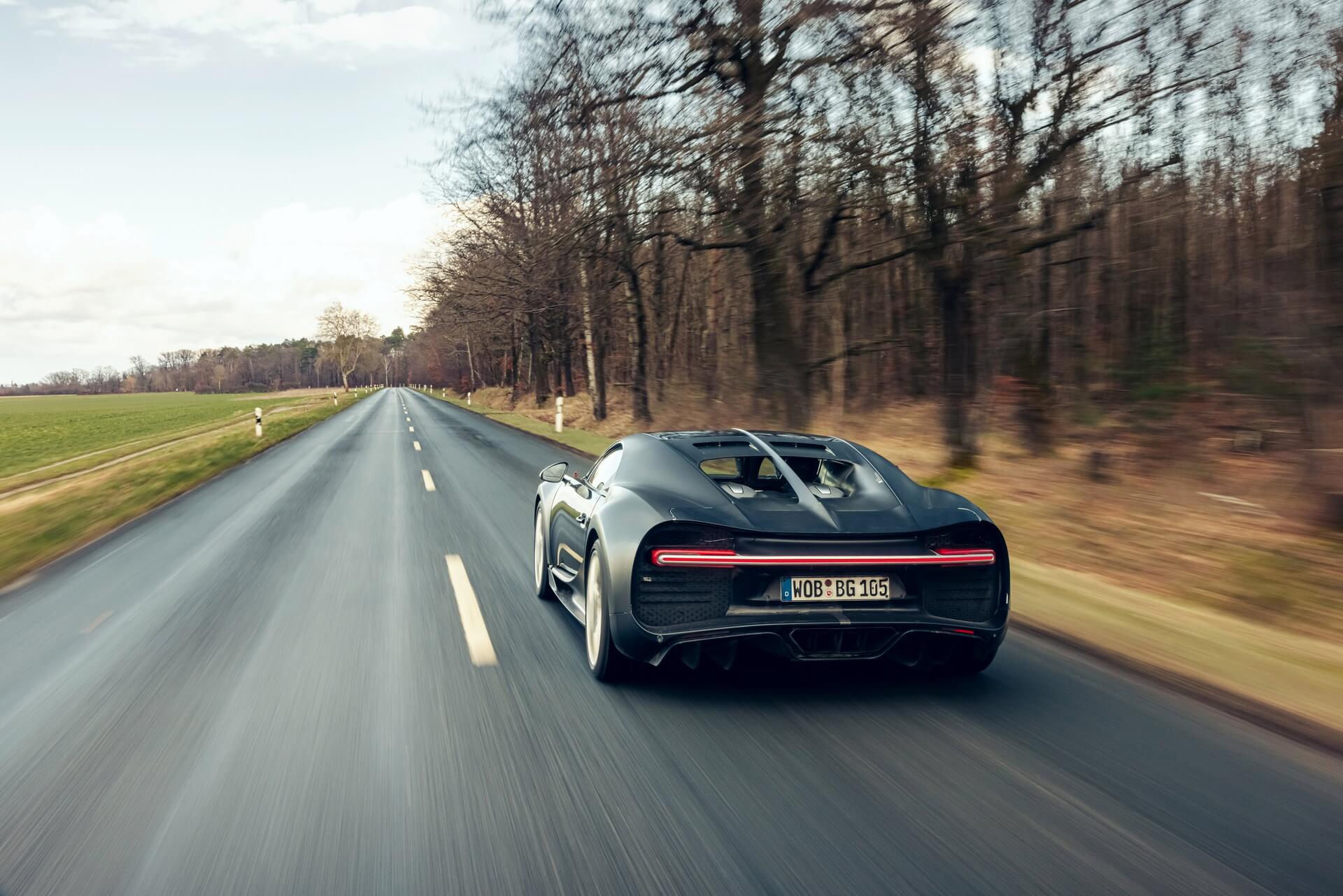 Bugatti Chiron 4-005