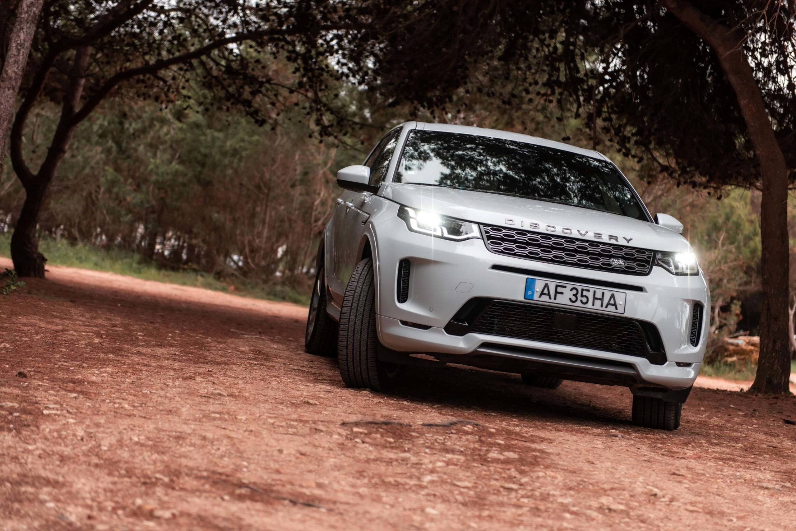 Land Rover Discovery Sport P300e S