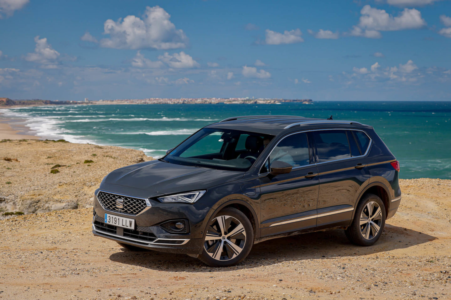 SEAT TARRACO E-HYBRID