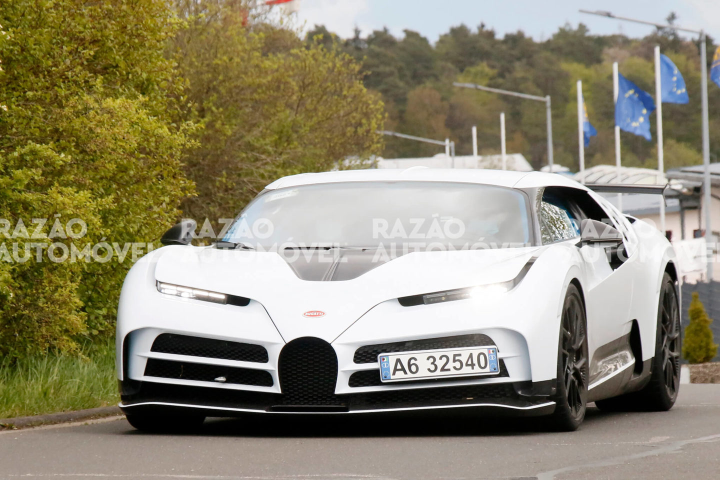 Fotos-espia Bugatti Centodieci