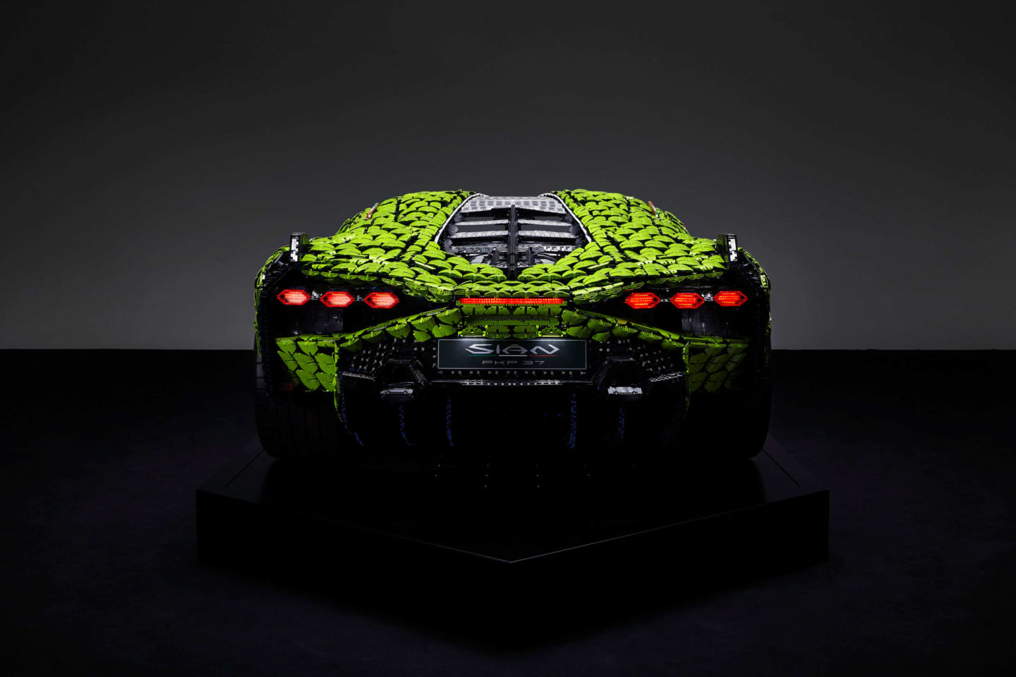 Lego Technic Lamborghini Sián FKP 37