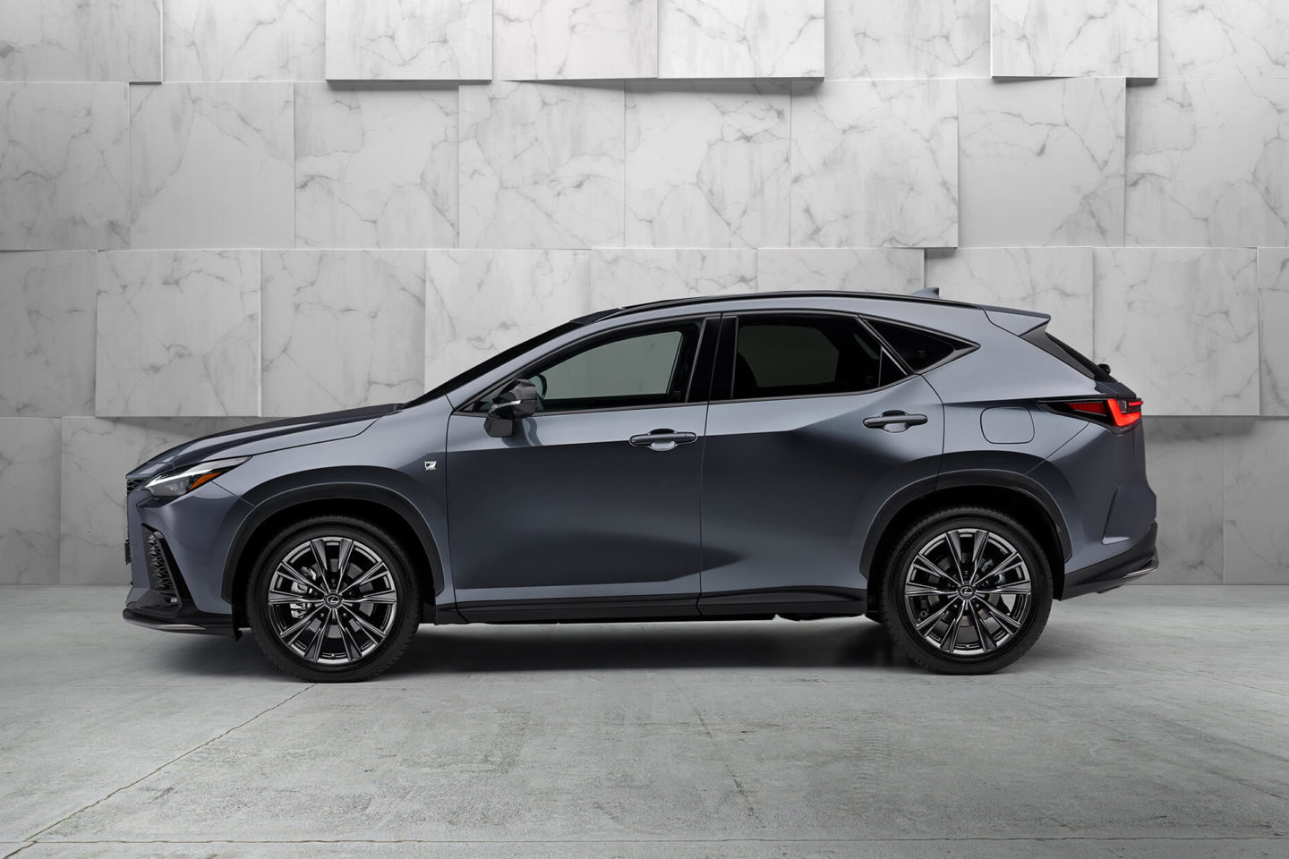 Lexus NX 2022