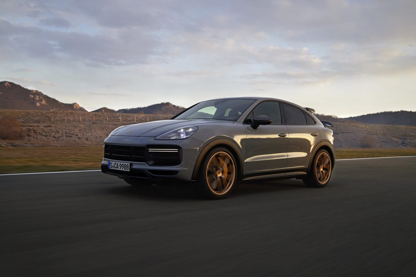 Porsche Cayenne GT Turbo (2)