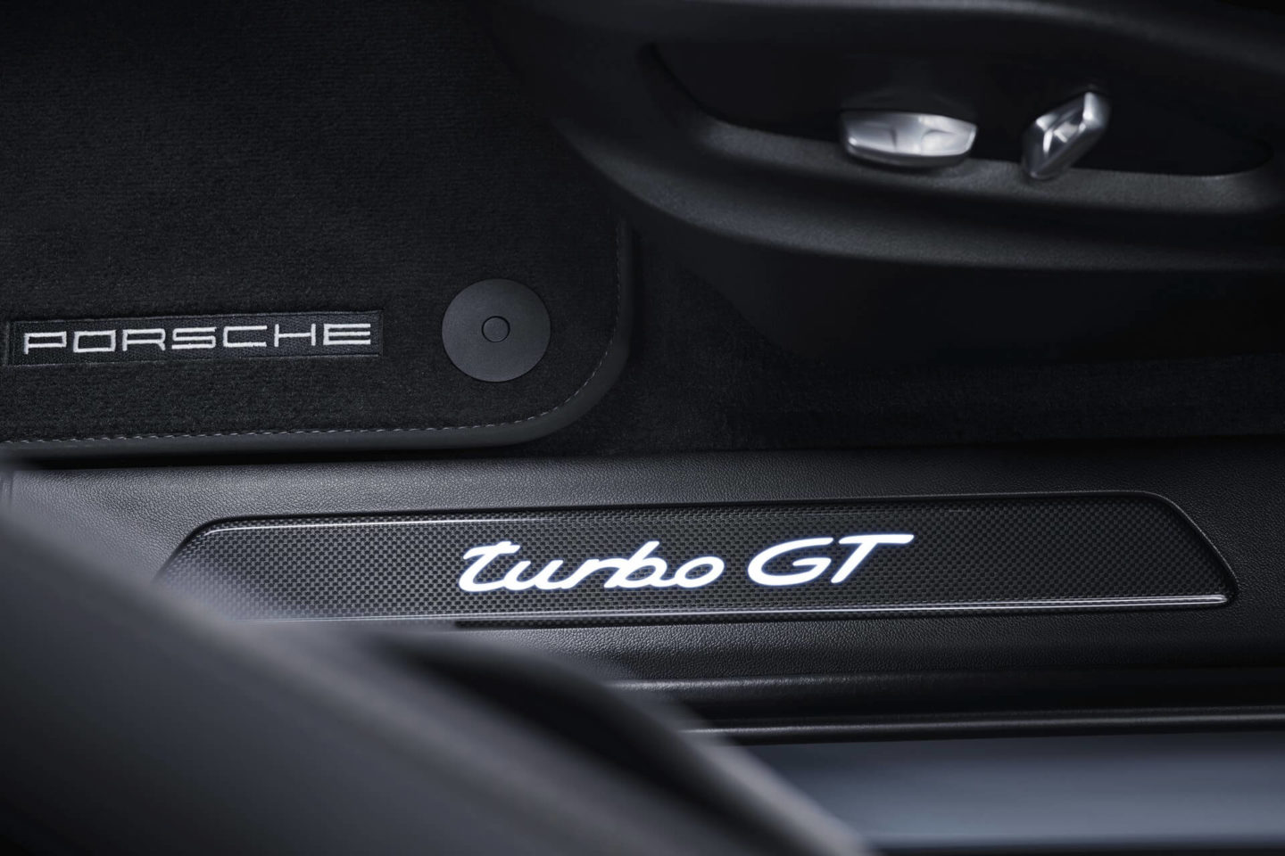 Porsche Cayenne GT Turbo (2)