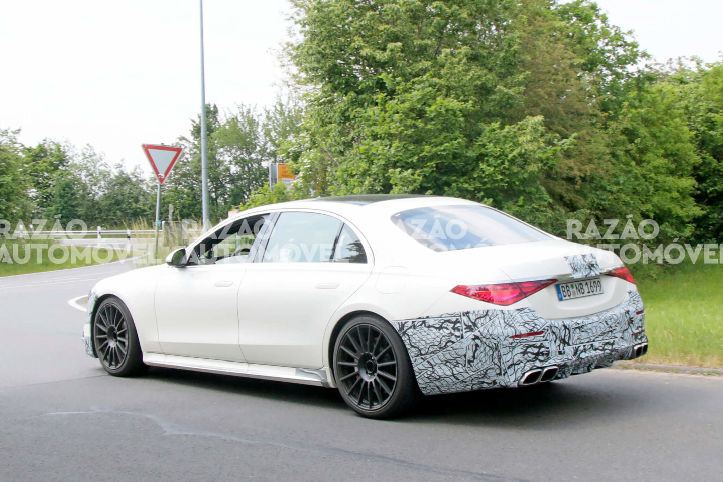 Fotos-espia Mercedes-AMG S 63e