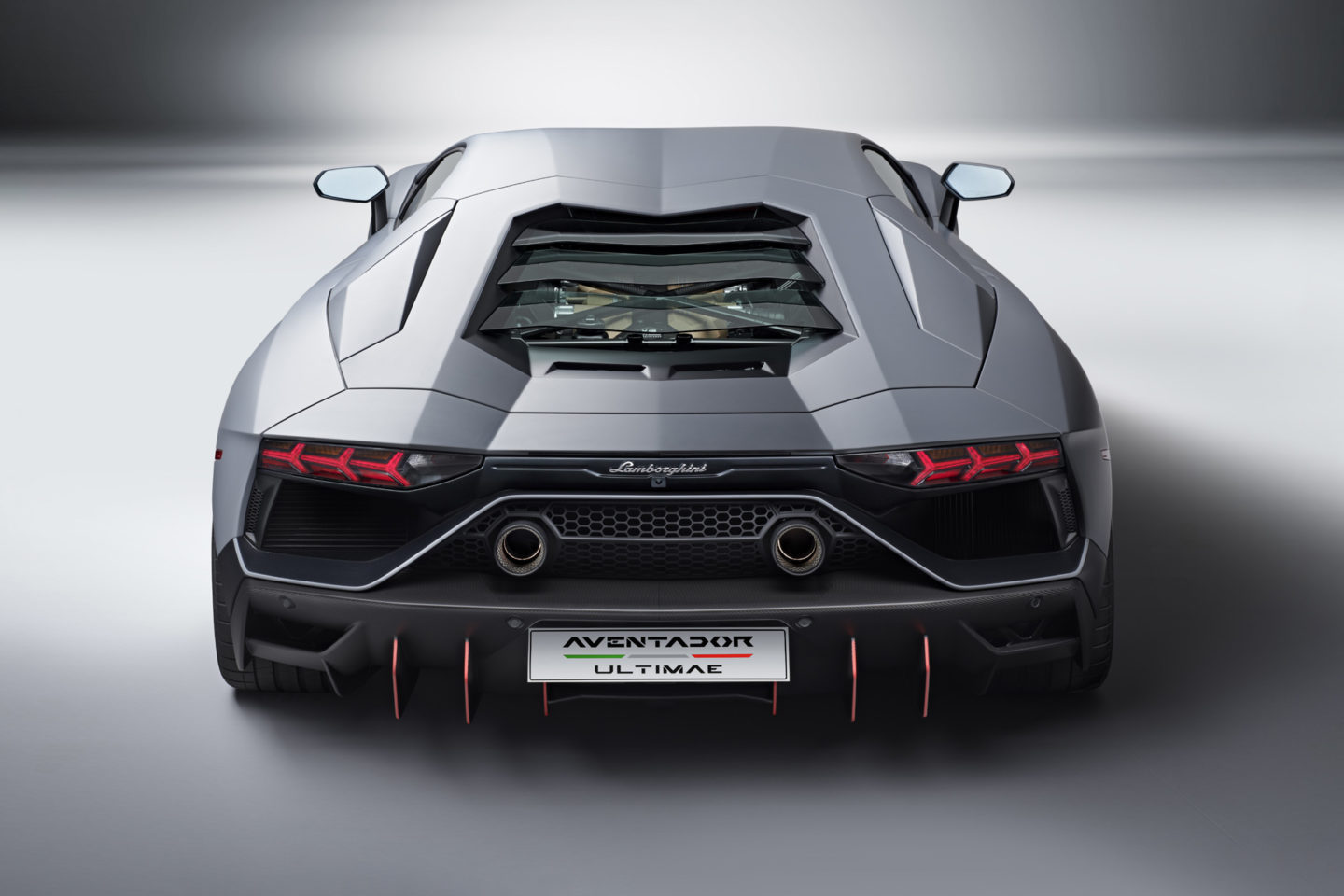 Lamborghini Aventador LP780-4 Ultimae 9