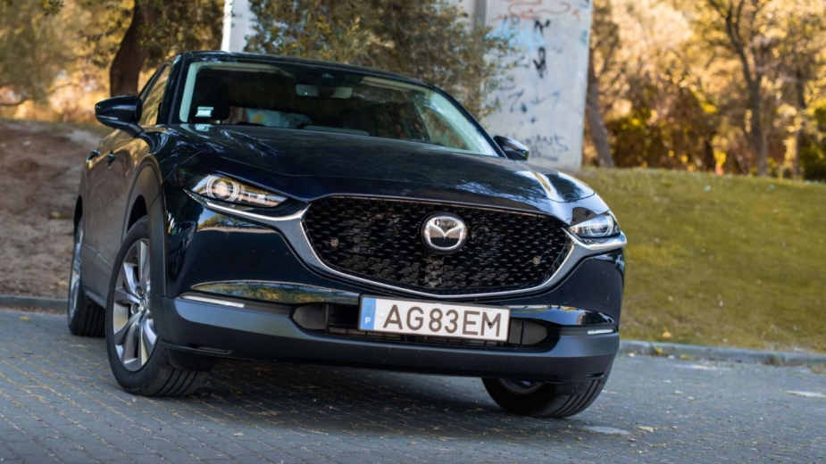 O Mazda CX-30 ganhou um sistema mild-hybrid. Que mais valias traz?