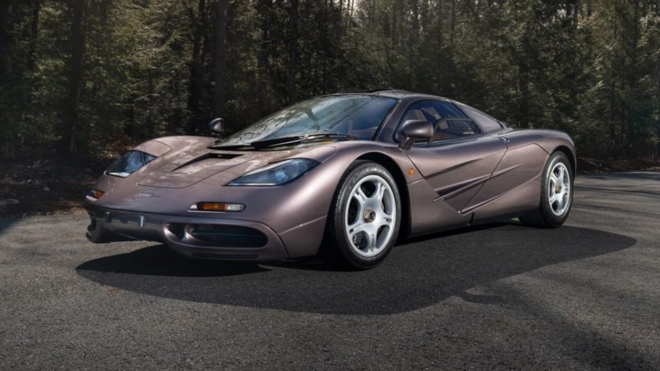 McLaren F1 com 387 km trocou de mãos por mais de 17 milhões de euros