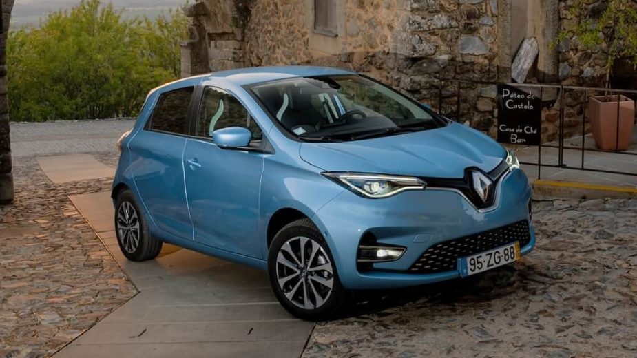 Novo Renault Zoe melhora muito, mas chega com preço de picape média