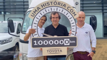 Toyota Dyna 1 milhão