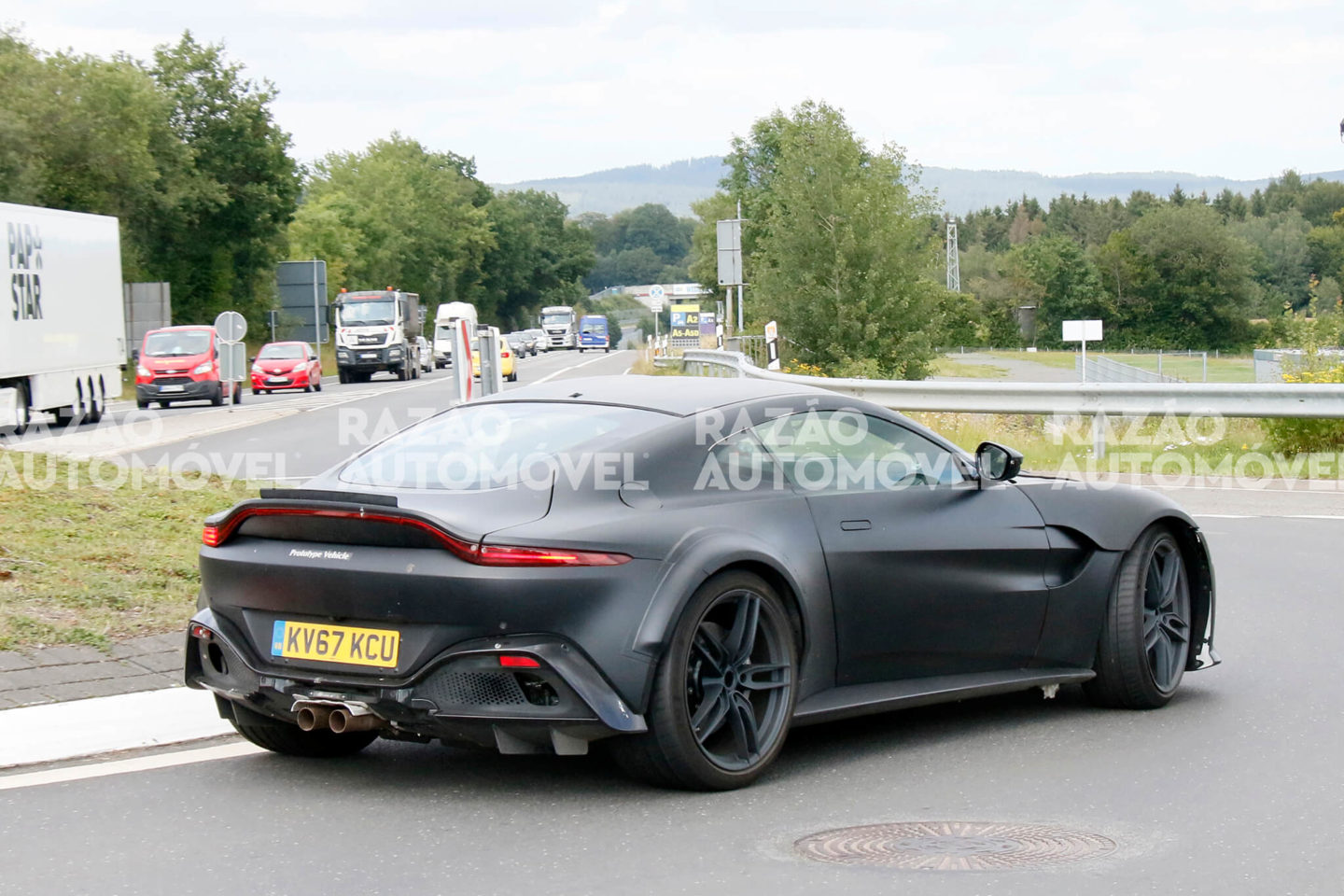 fotos-espia_Aston Martin Vantage