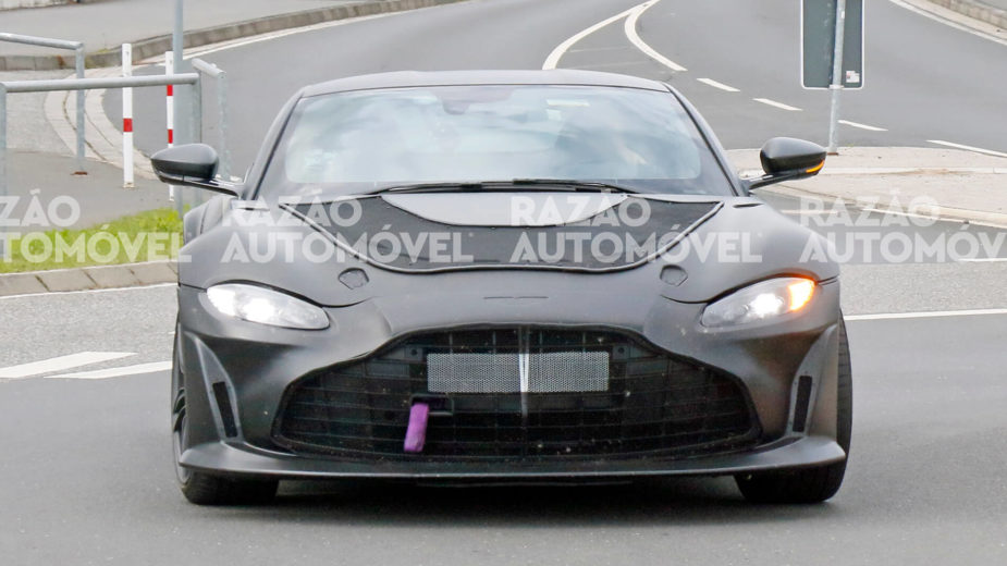 Fotos-espia Aston Martin Vantage