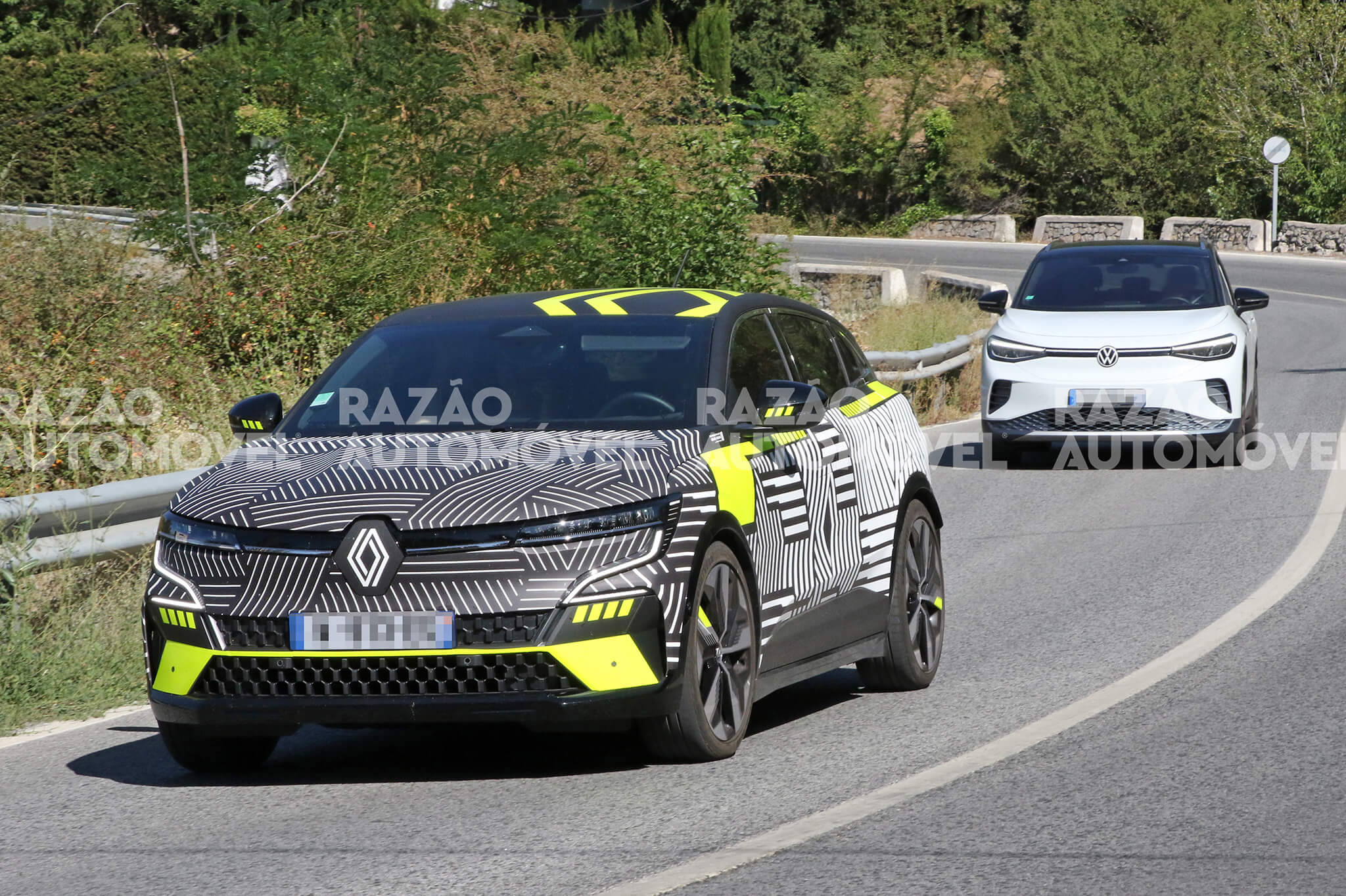 fotos-espia renault megane e-tech eletric