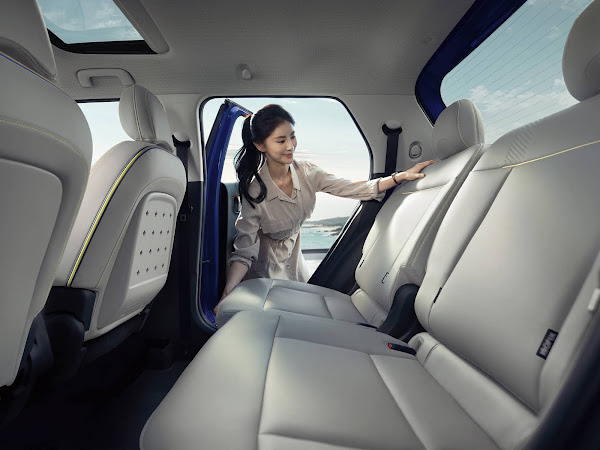 Hyundai Casper interior