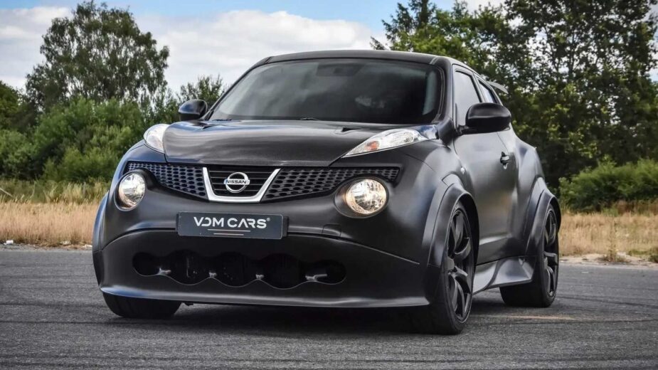 Nissan Juke R