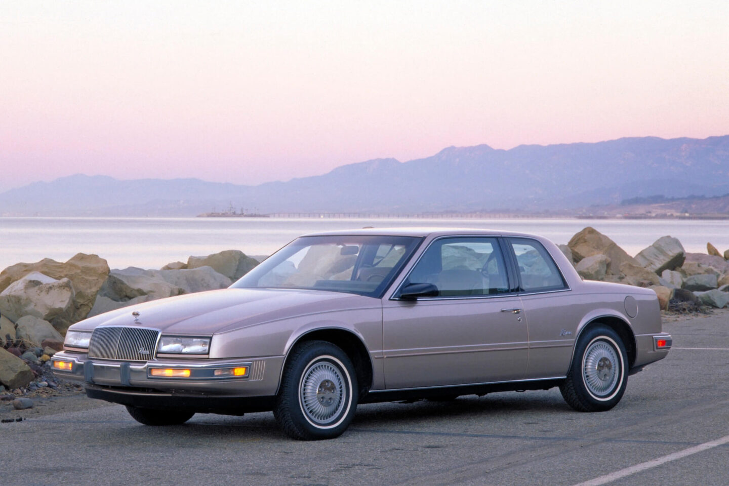 Buick Riviera ecrã