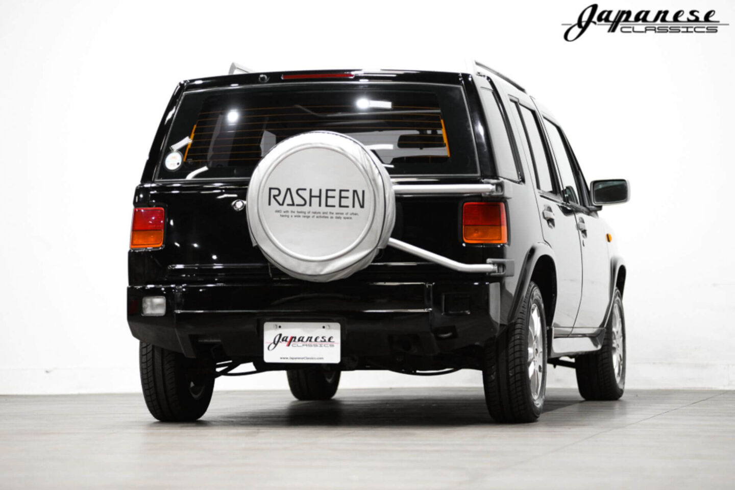 Nissan Rasheen