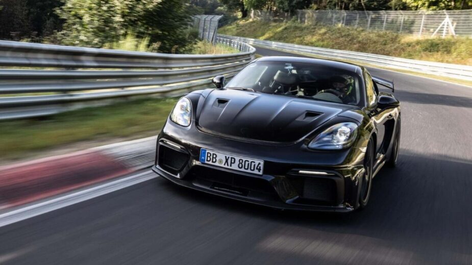 Porsche 718 Cayman GT4 RS