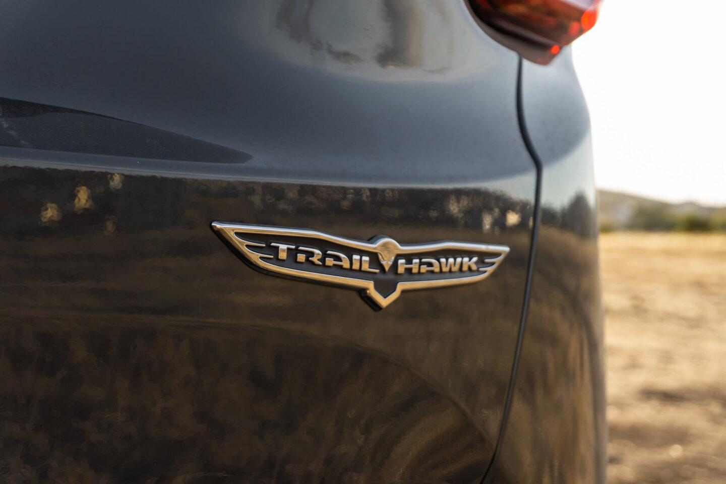 Emblema Trailhawk