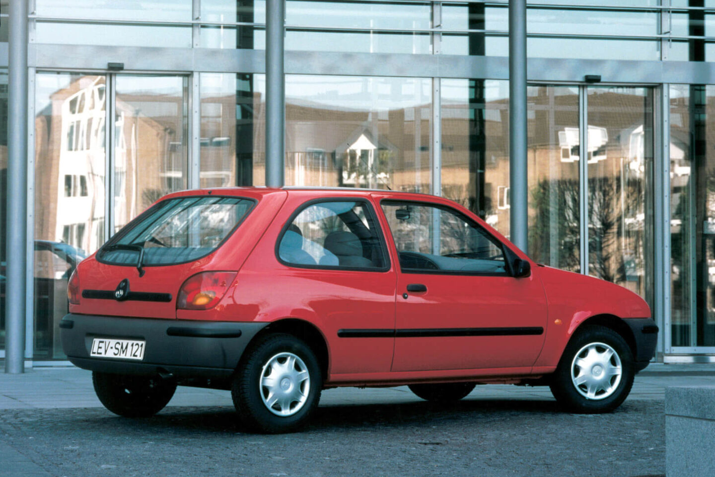 Mazda 121