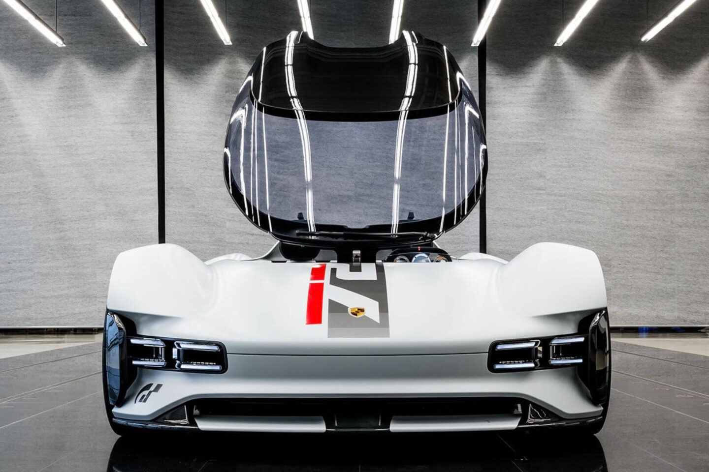 Porsche Vision Gran Turismo (3)