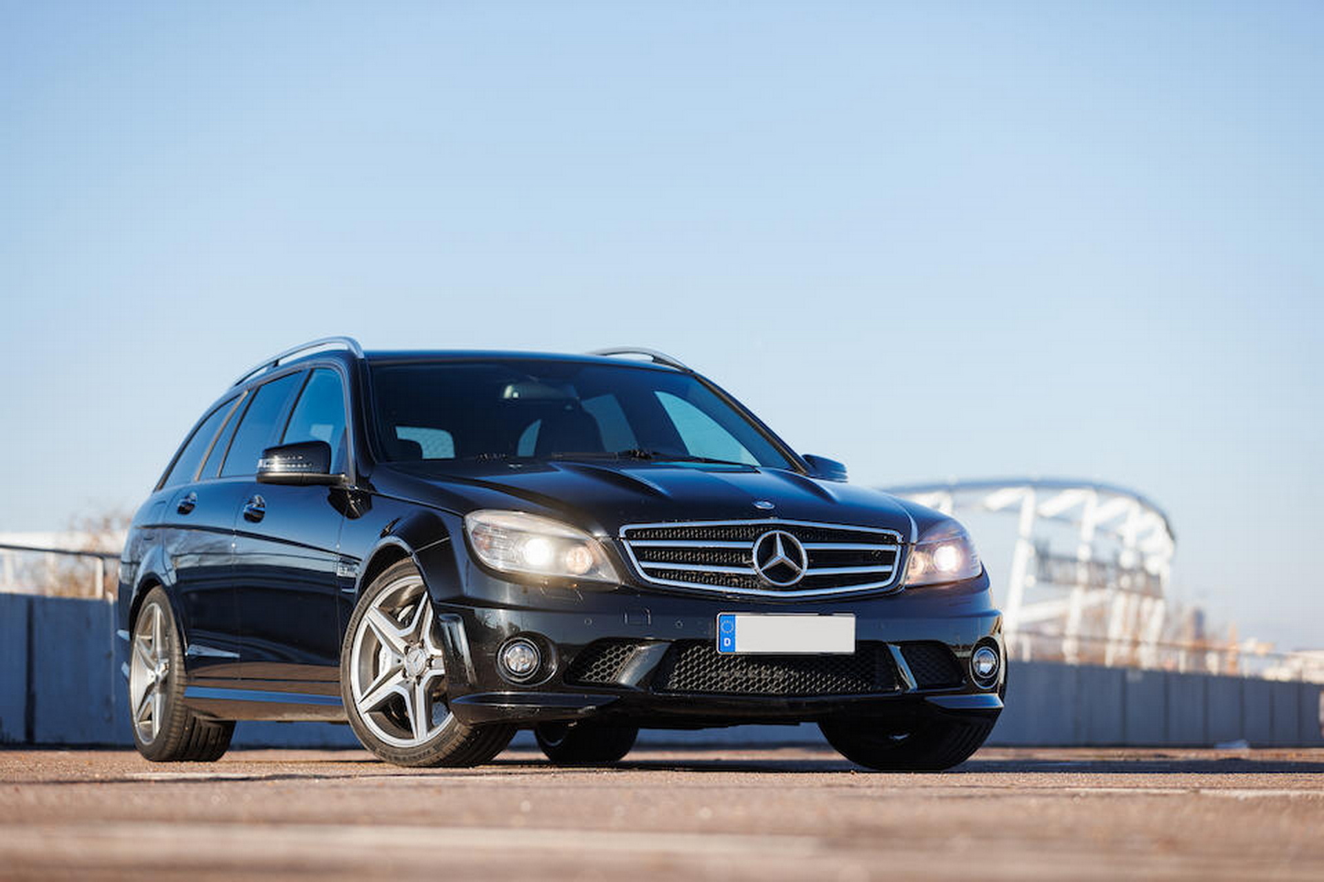 Mercedes C63 AMG