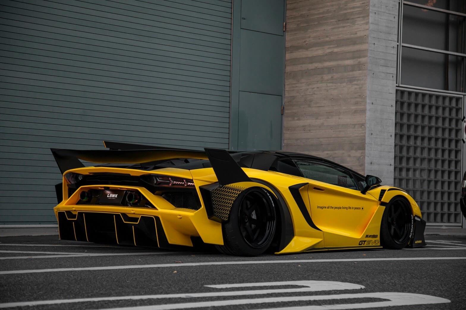 Liberty Walk GT EVO Lamborghini Aventador