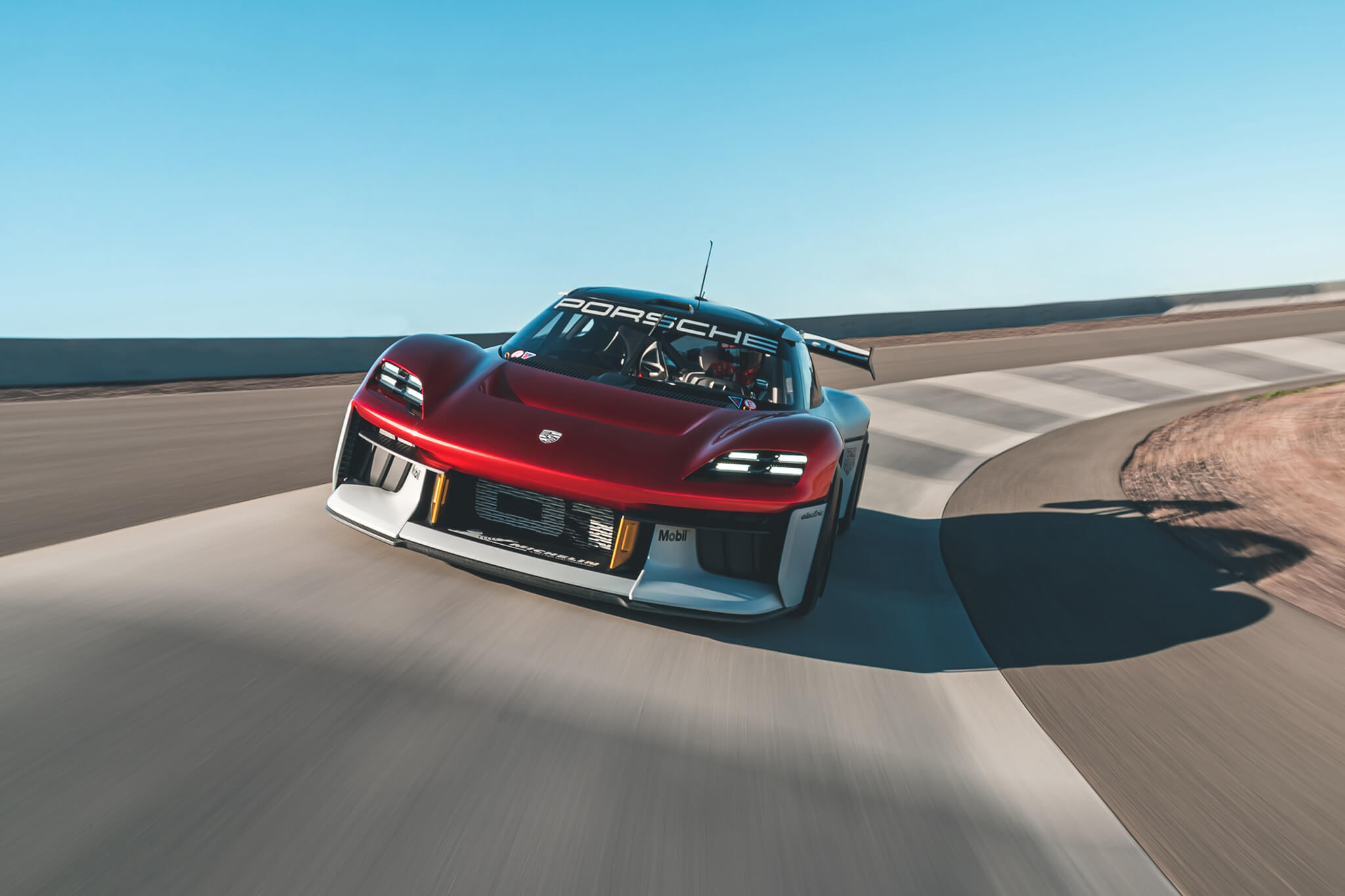 Porsche Mission R