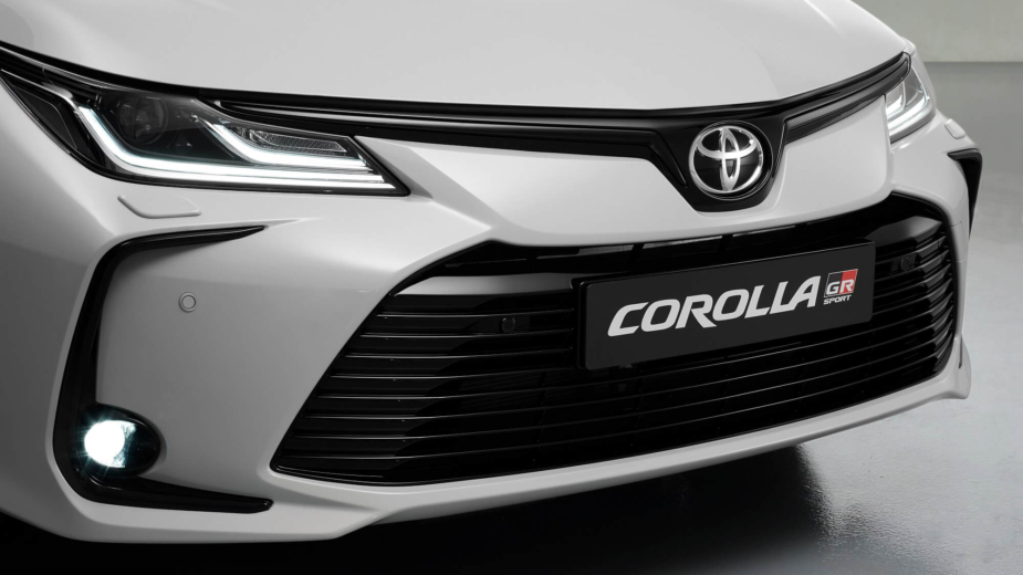 Toyota Corolla GR Sport sedan