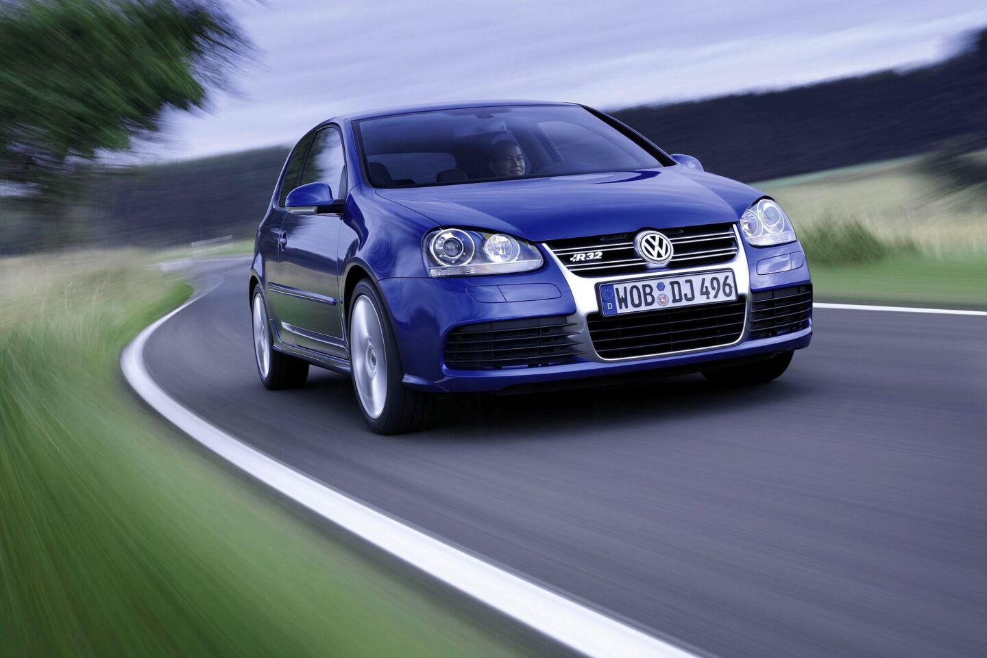 Volkswagen Golf R32